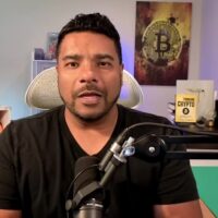 Биткоин продолжает рост выше $65 000: сигналы дна рынка и оптимизм индустрии